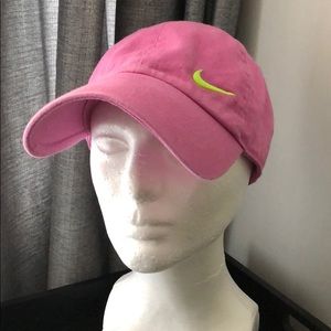 Ladies NIKE Cap